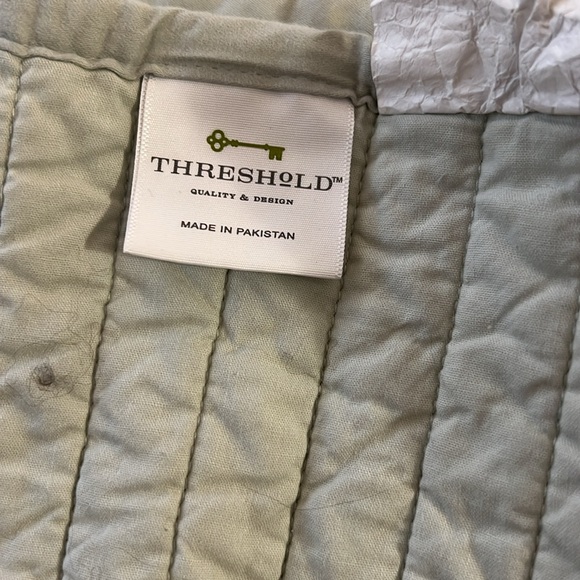 Quilt - Picture 2 of 3